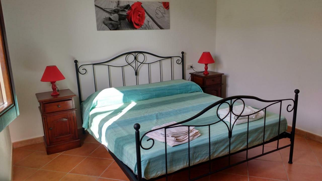 I Mandorli Apartment *